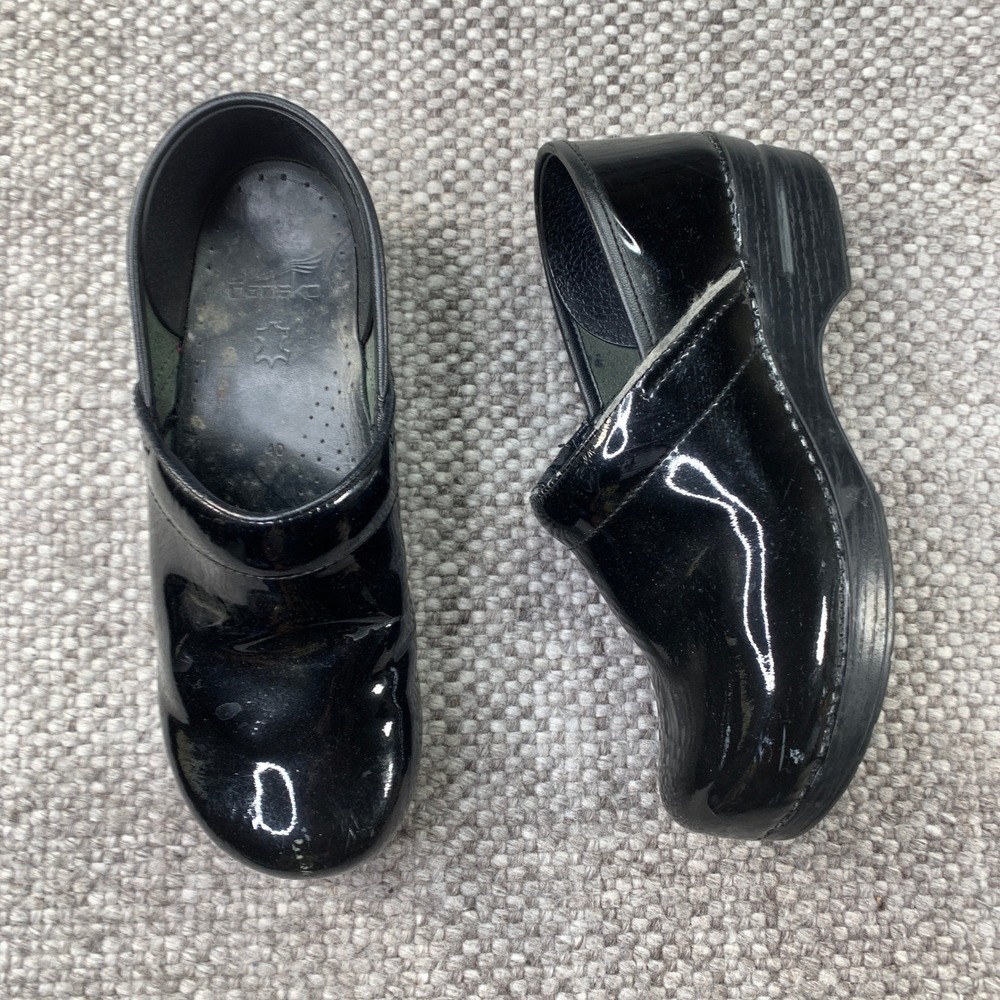 Dansko Professional Clogs Womens 40 Black Patent Leather Slip On Comfort Shoes